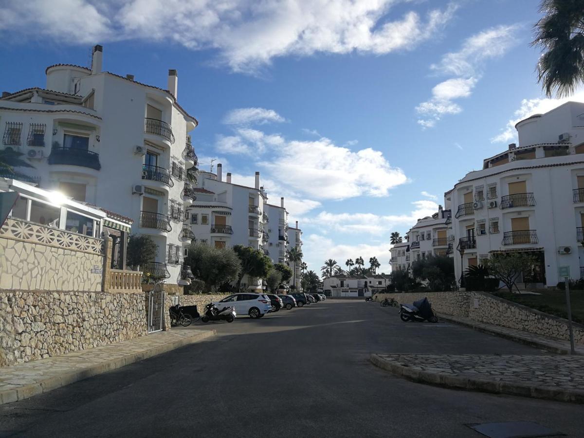 Estudio Con Piscina, Playa Y Wifi Apartment Denia Exterior photo