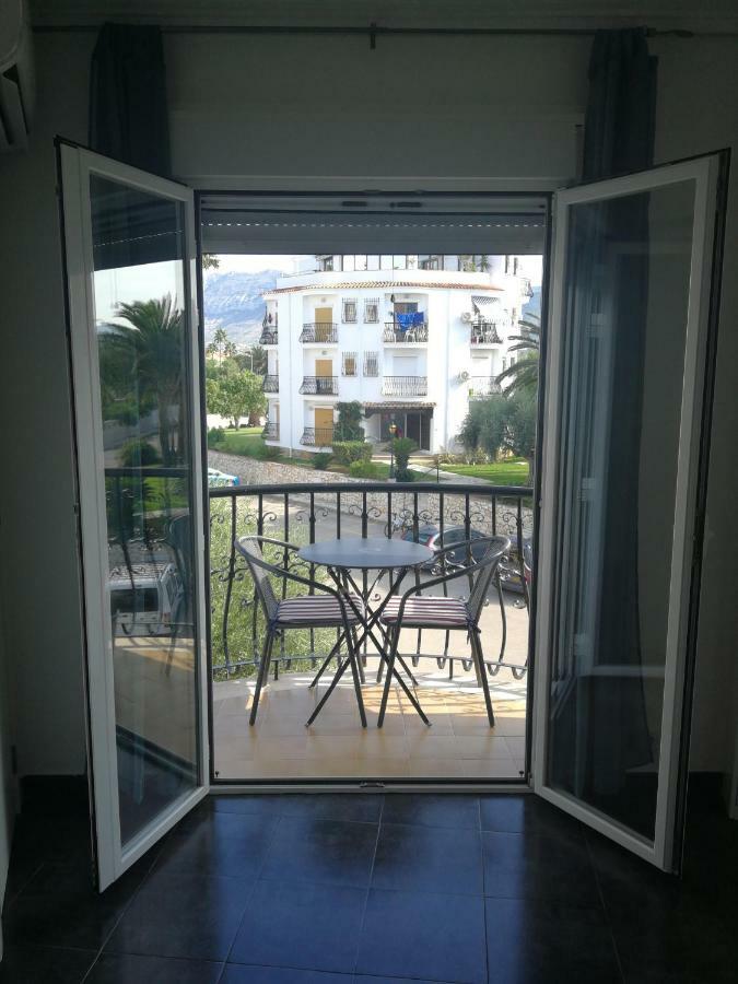 Estudio Con Piscina, Playa Y Wifi Apartment Denia Exterior photo